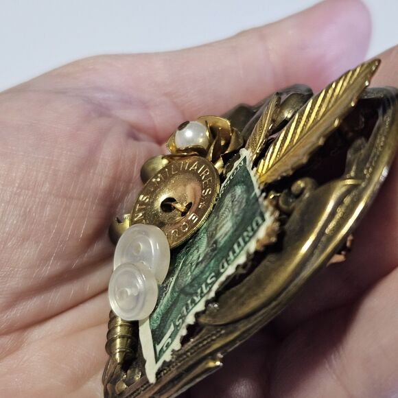 OOAK VINTAGE HEART TRAMP ART FOLK ART BROOCH PIN VERY UNIQUE - Picture 2 of 9